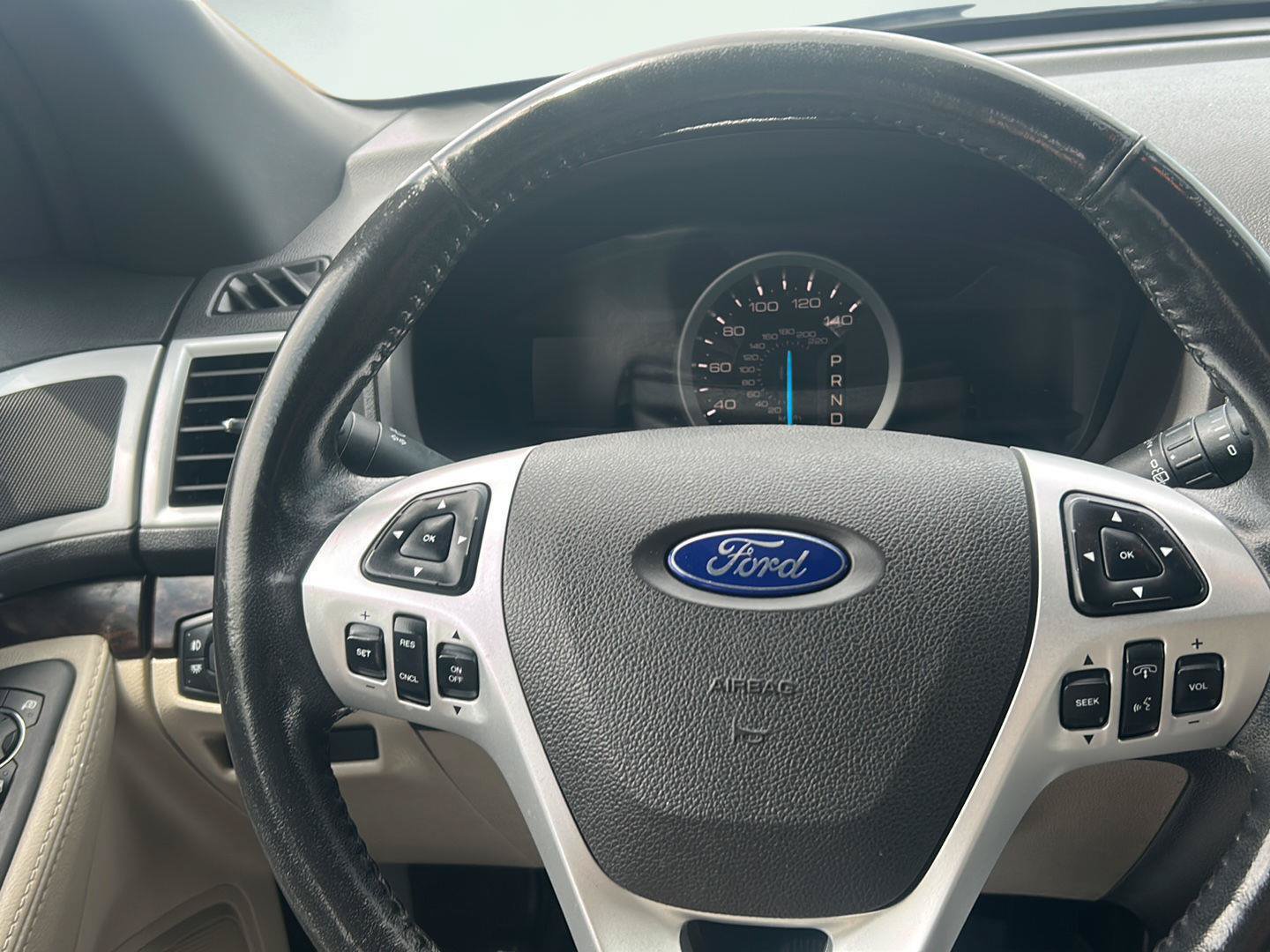 Used 2013 Ford Explorer Limited FWD image 10