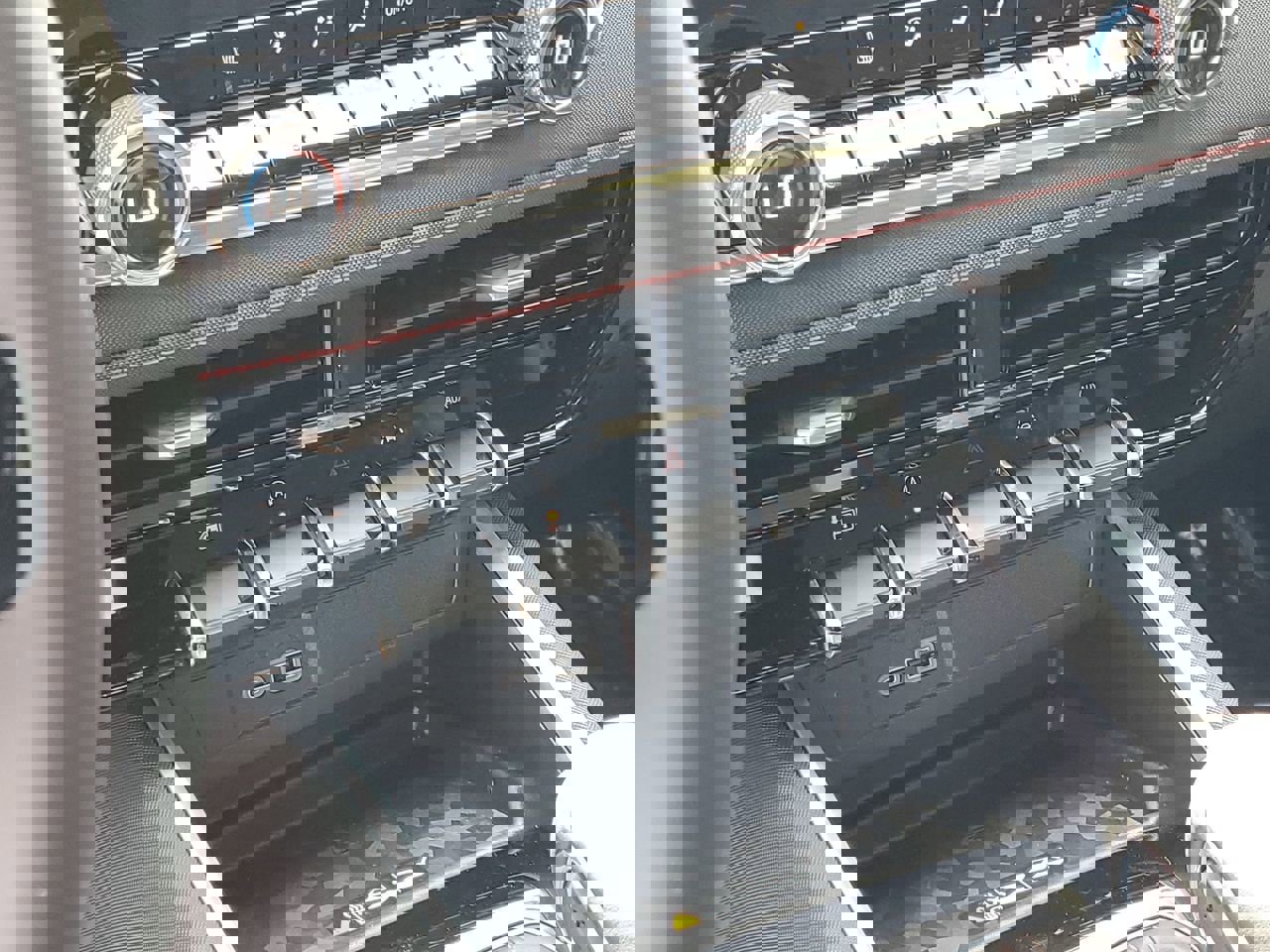 New 2025 Chevrolet Colorado Z71 image 24