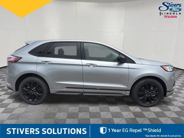 Certified 2024 Ford Edge SE w/ Black Appearance Package AWD/4WD image 5