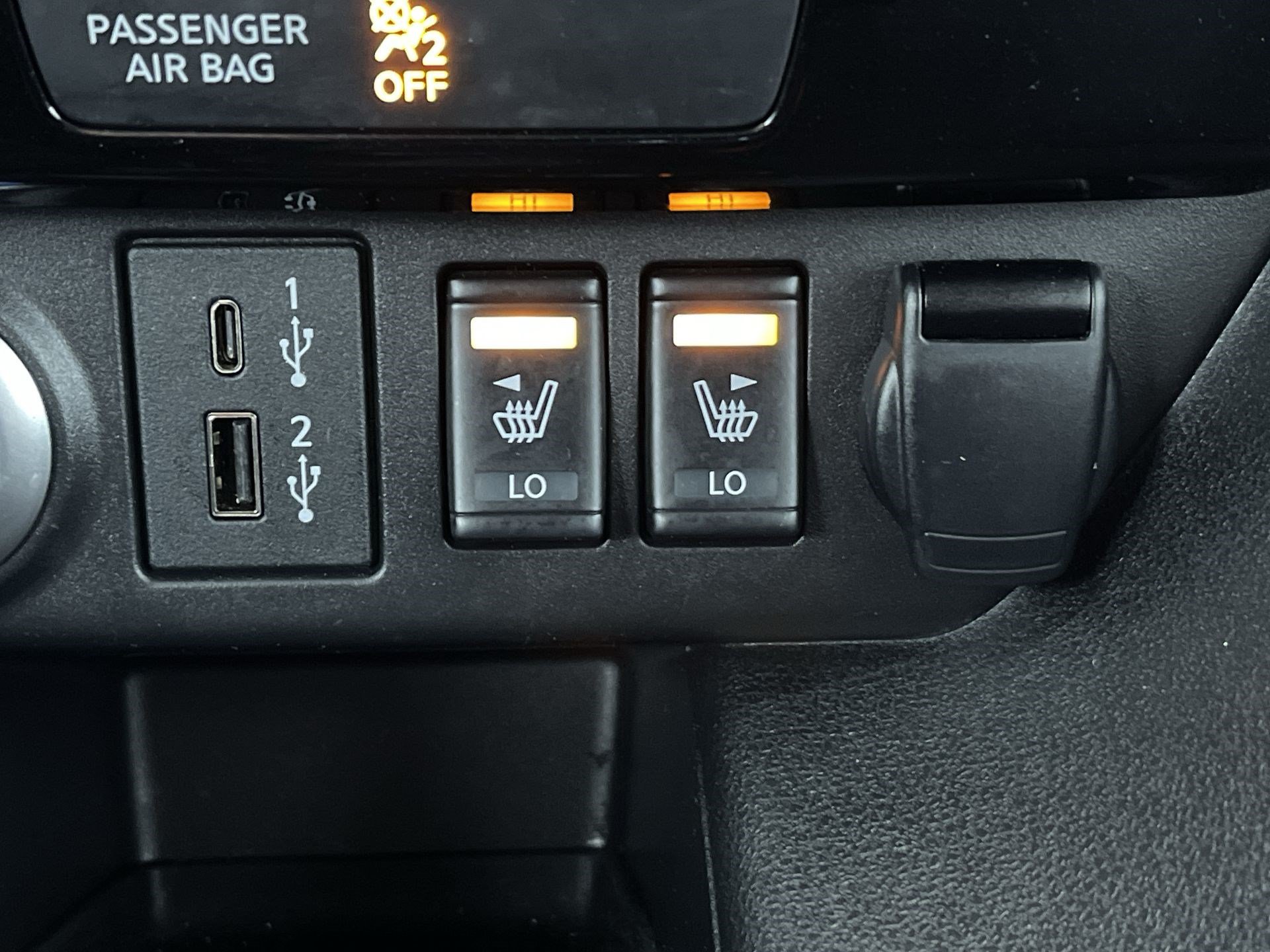 Certified 2025 Nissan Leaf SV Plus FWD image 21