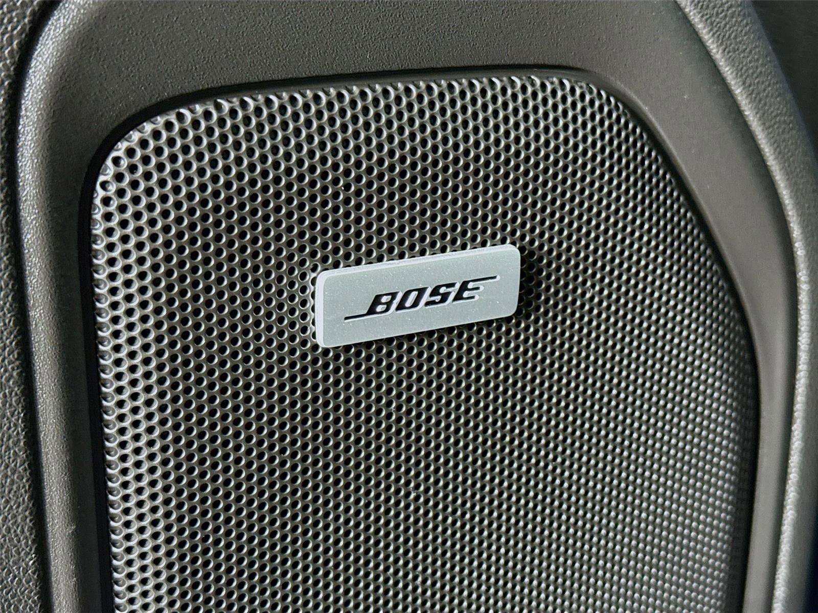 Used 2022 Chevrolet Silverado 1500 High Country w/ Technology Package image 19