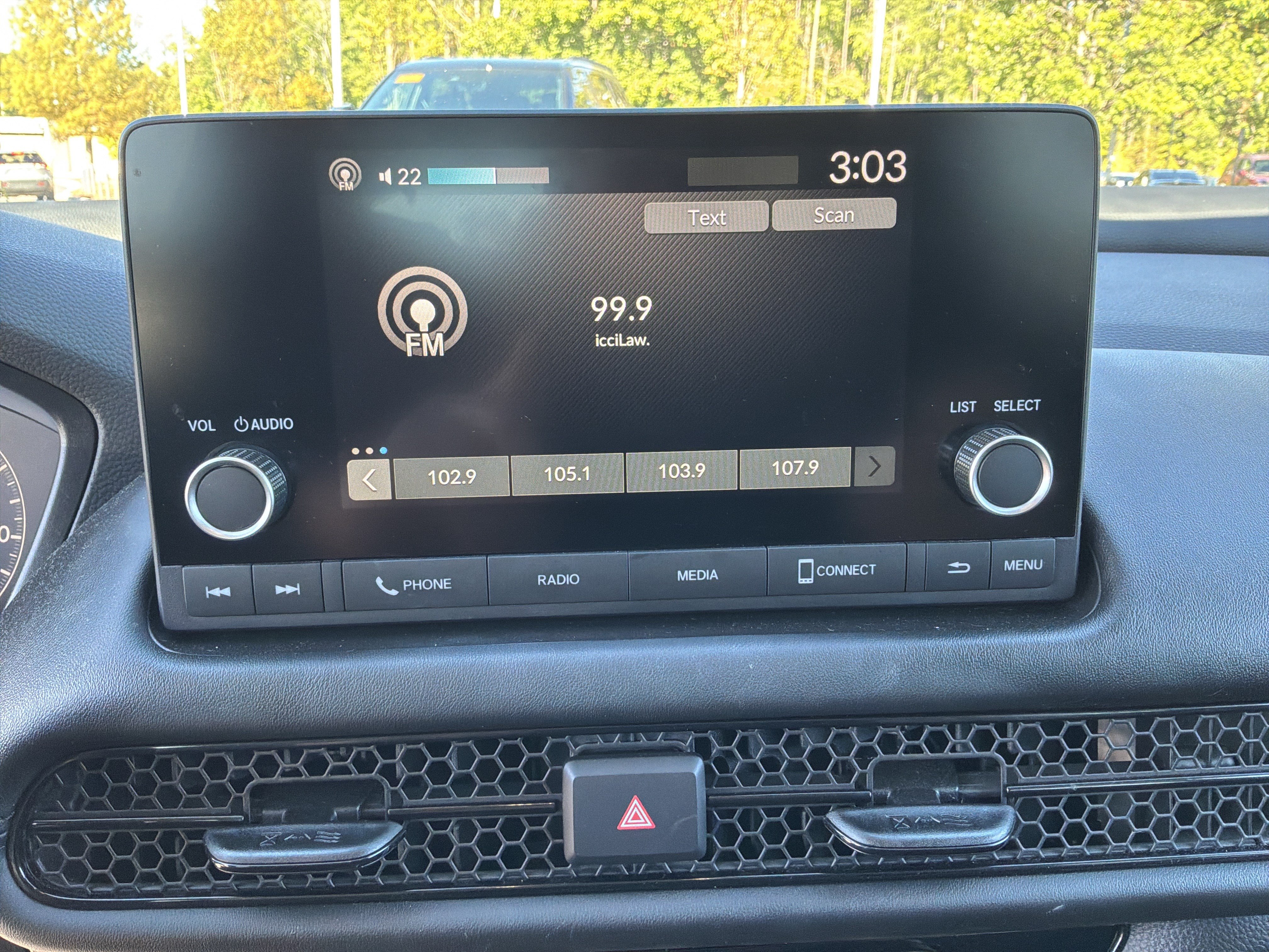 Used 2025 Honda HR-V LX image 23