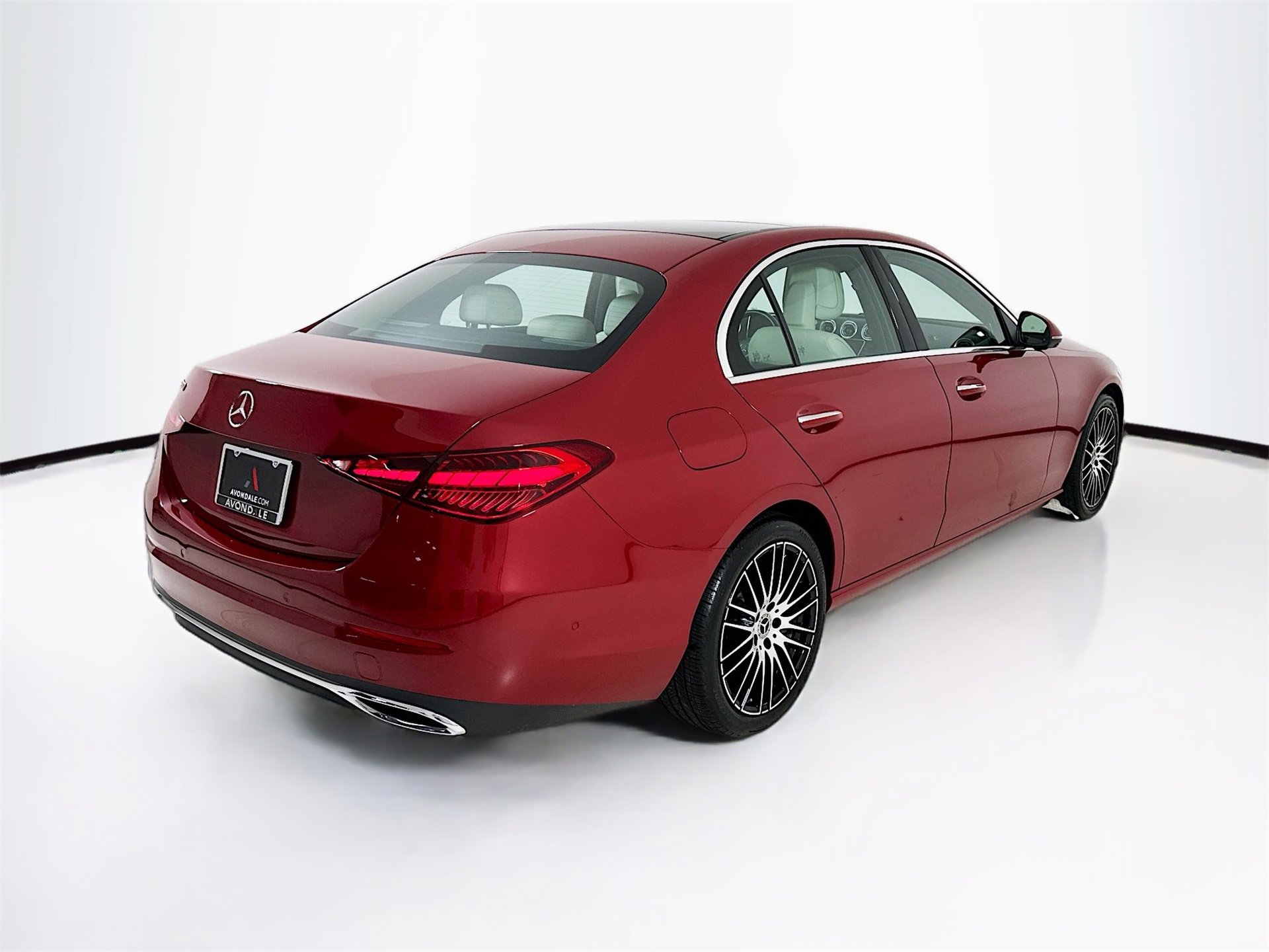 Used 2025 Mercedes-Benz C 300 Sedan image 8