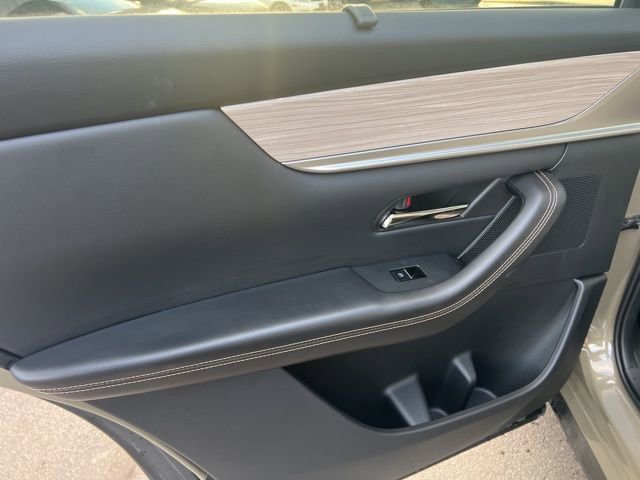 Certified 2025 MAZDA CX-70 Plug-In Hybrid w/ Premium Pkg image 32