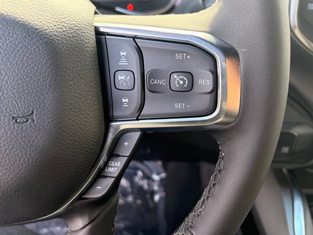 New 2026 RAM 3500 Laramie AWD/4WD image 19