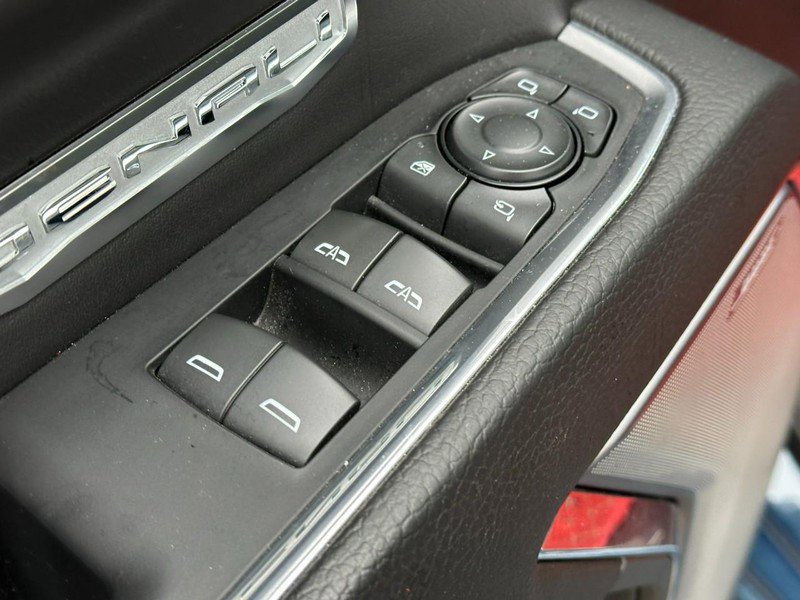 Used 2024 GMC Sierra 1500 Denali w/ Denali Reserve Package image 18