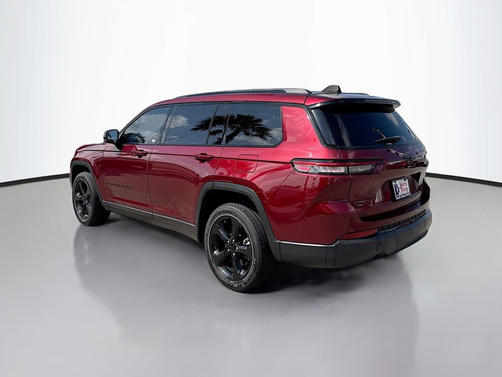 Used 2023 Jeep Grand Cherokee L Laredo image 5
