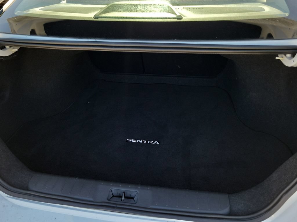 Used 2025 Nissan Sentra S FWD image 8