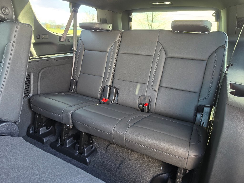 New 2026 Chevrolet Suburban LT w/ Comfort Package AWD/4WD image 22