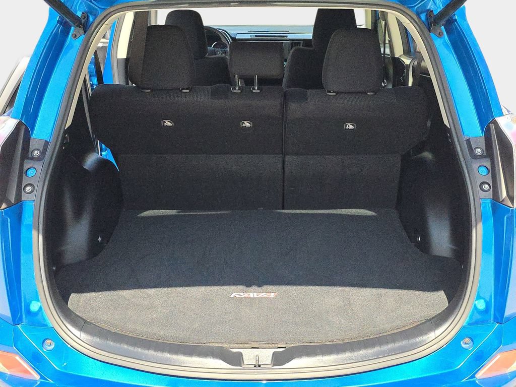 Used 2016 Toyota RAV4 XLE FWD image 14