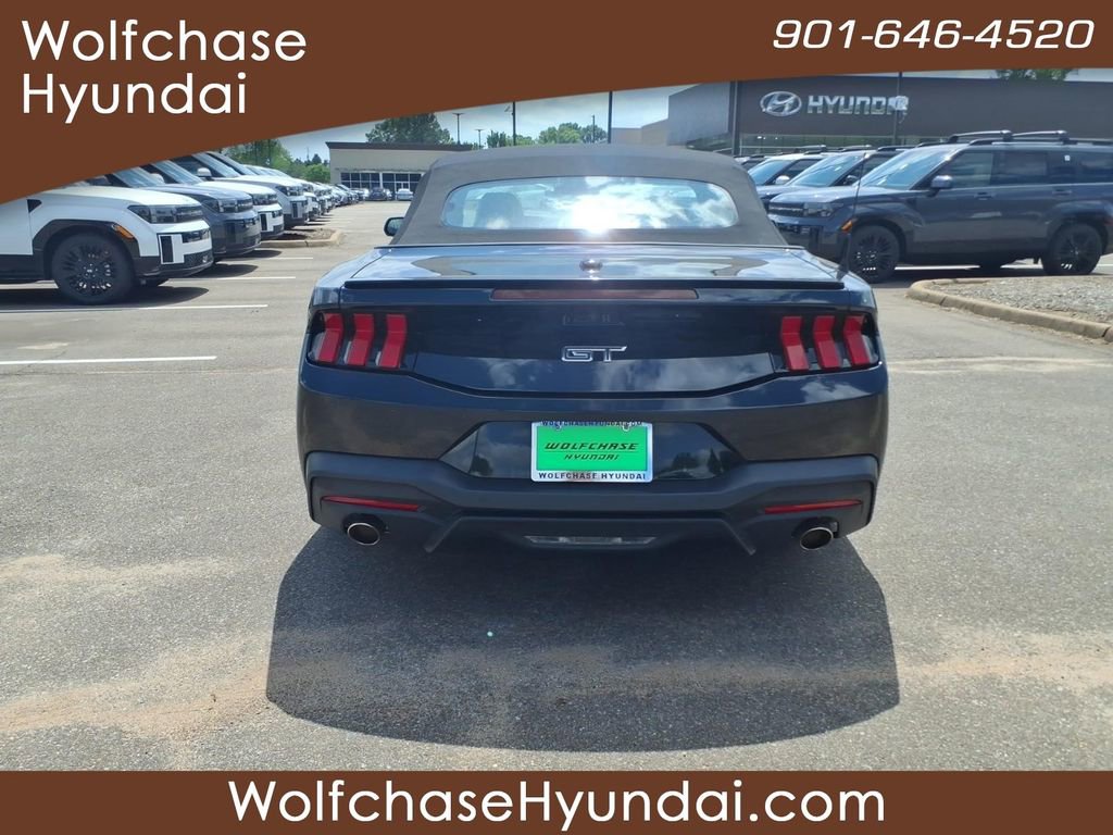 Used 2024 Ford Mustang GT Premium image 4