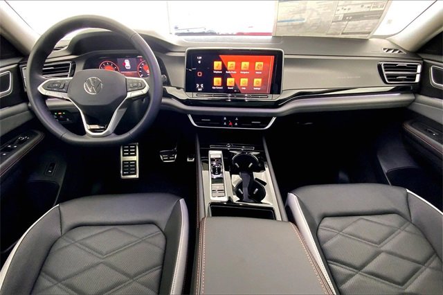 New 2026 Volkswagen Atlas Peak Edition image 6