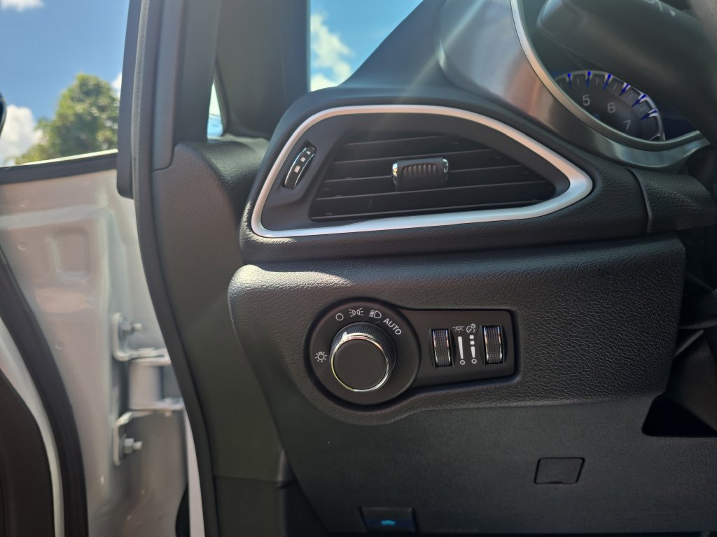 New 2025 Chrysler Voyager LX FWD image 13