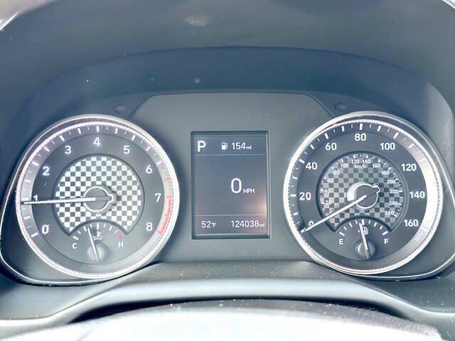 Used 2020 Hyundai Elantra SE w/ Cargo Package (C1) FWD image 16