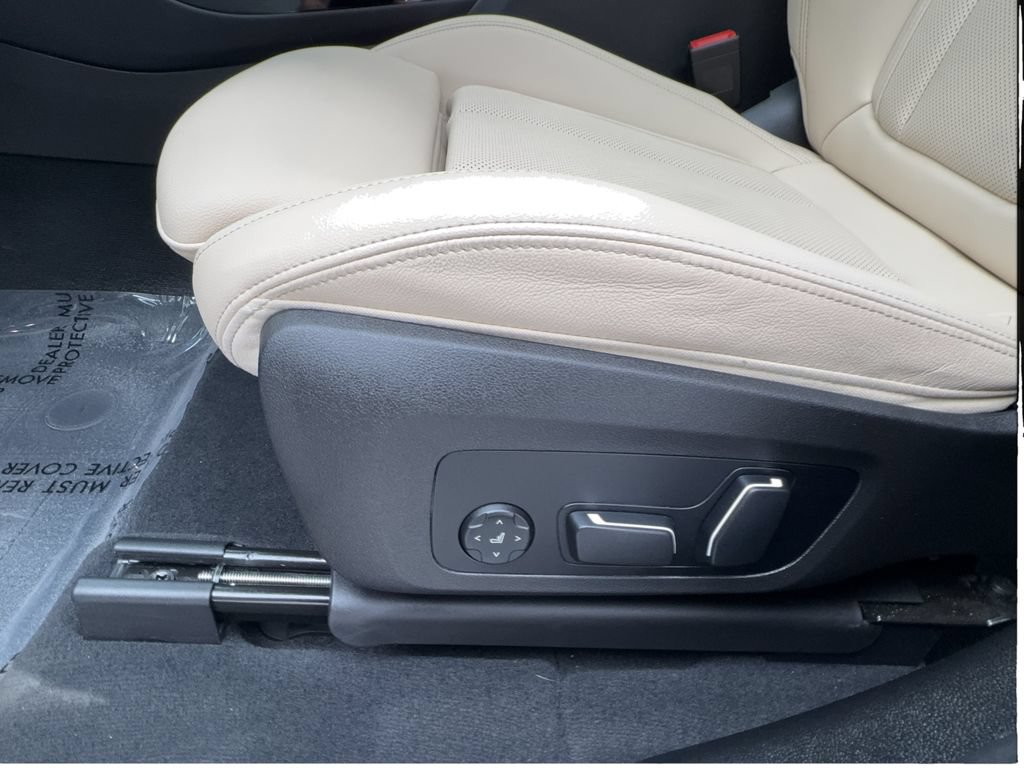 Used 2024 BMW X3 sDrive30i w/ Premium Package RWD image 21