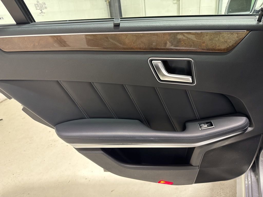 Used 2015 Mercedes-Benz E 350 E 350 image 38