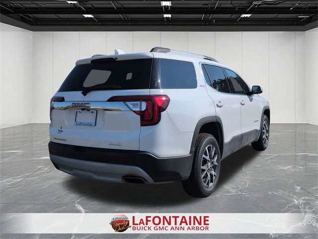 Used 2023 GMC Acadia SLE w/ Driver Convenience Package image 8