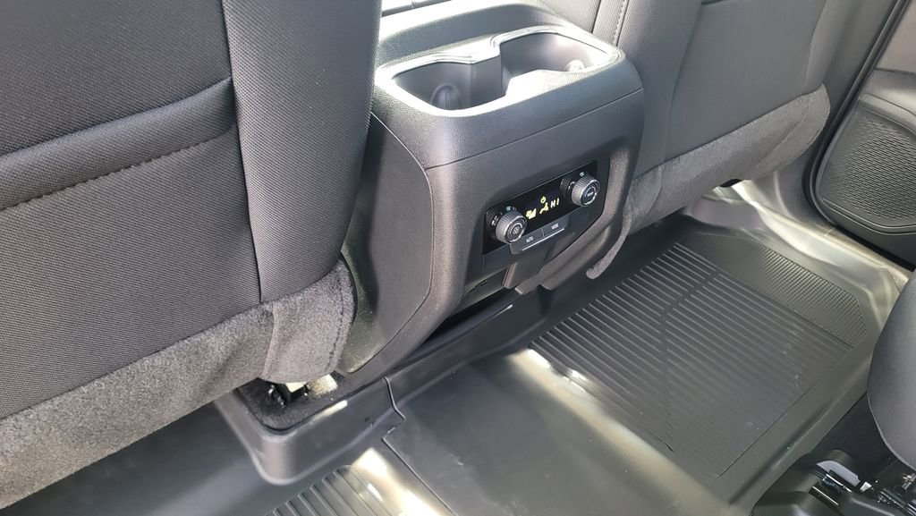 New 2026 Chevrolet Traverse LT image 27