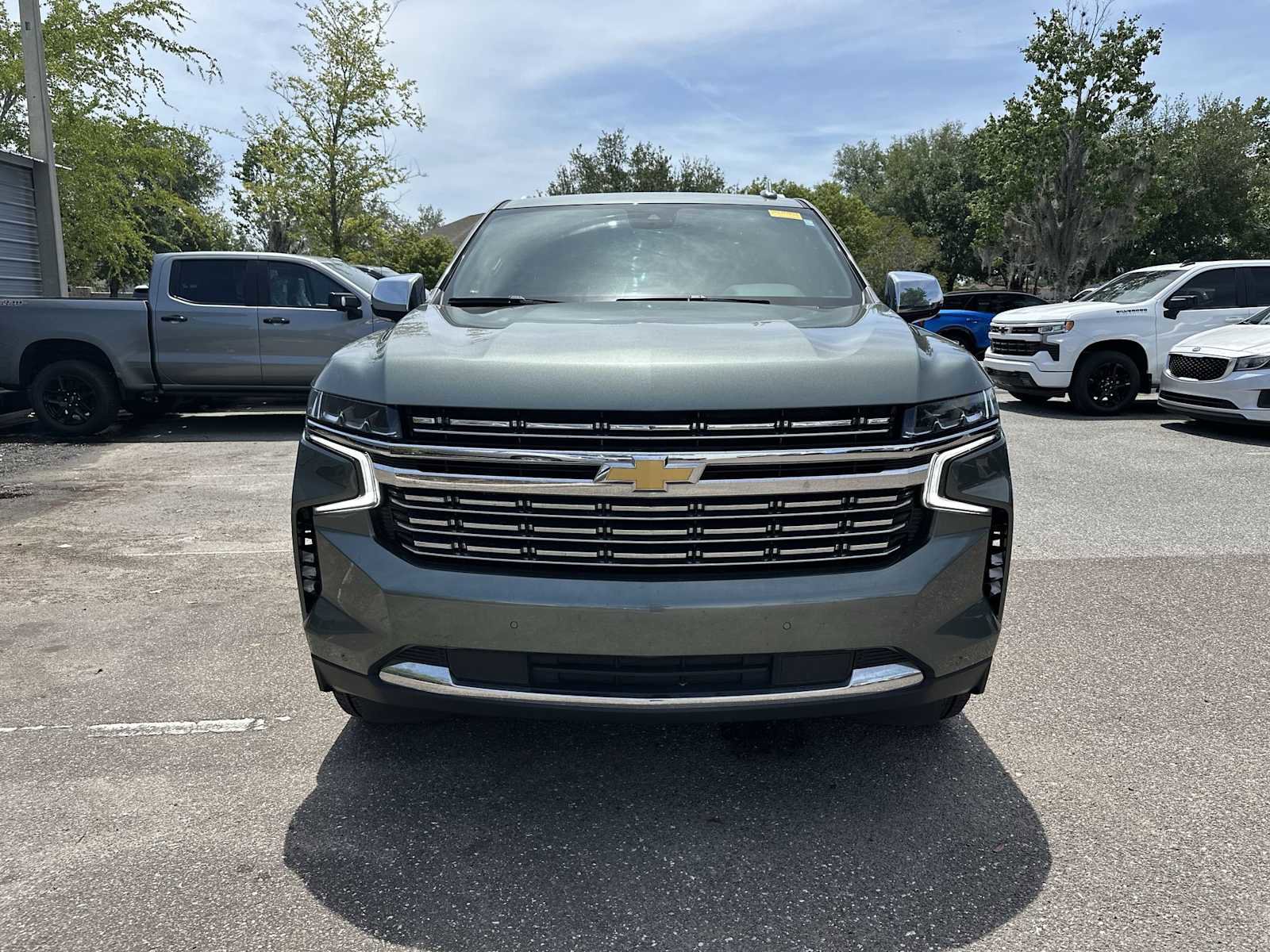 Certified 2023 Chevrolet Suburban Premier RWD image 9