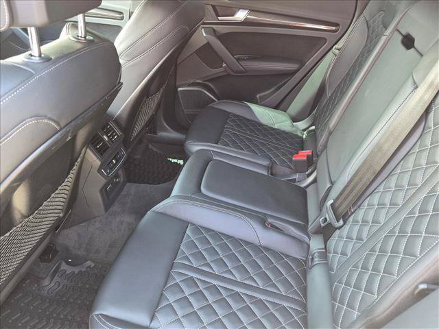 Used 2024 Audi SQ5 Prestige AWD/4WD image 17