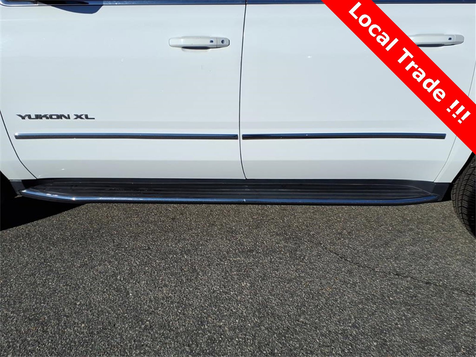 Used 2019 GMC Yukon XL SLT image 11