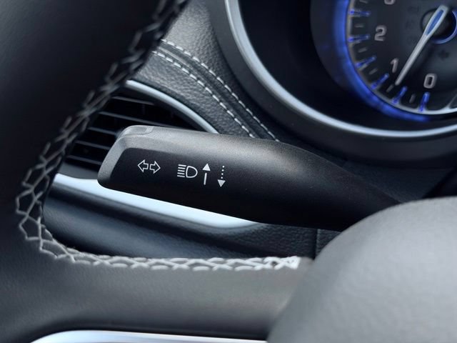 New 2027 Chrysler Pacifica Select FWD image 33