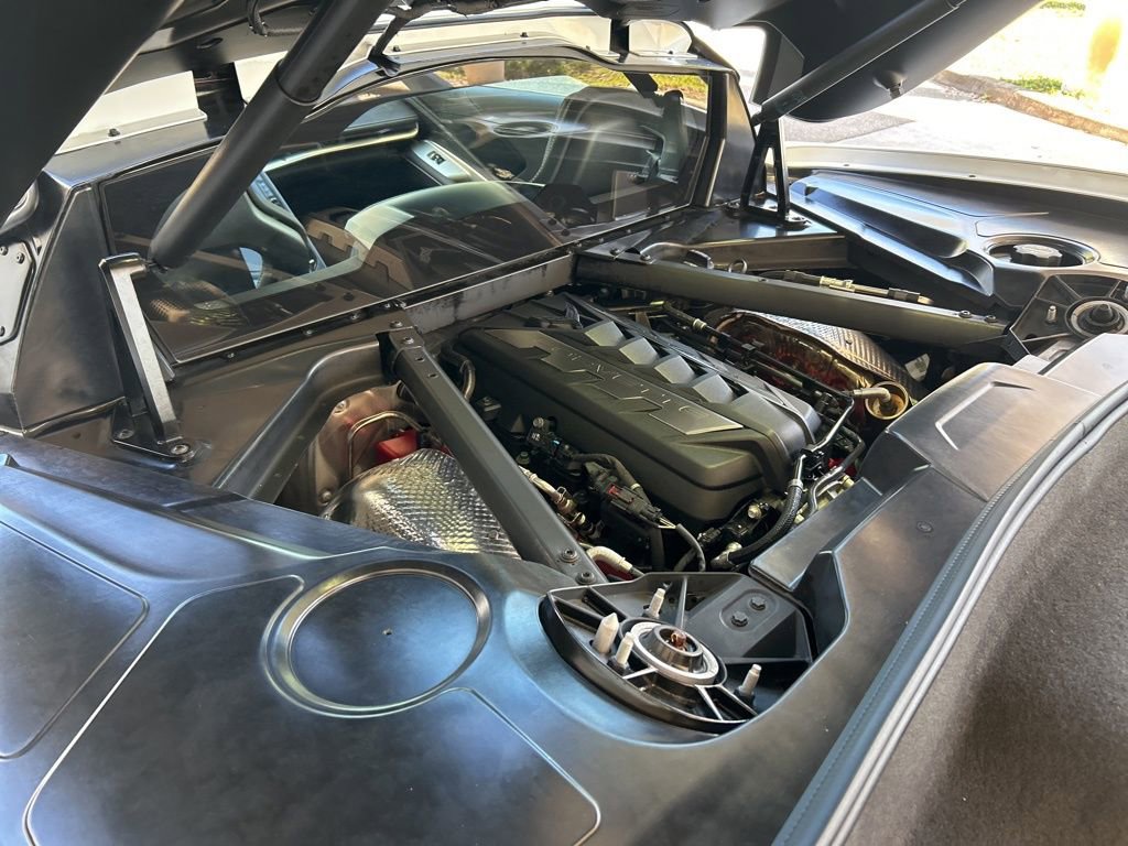 Used 2024 Chevrolet Corvette Stingray Coupe w/ Z51 Performance Package image 29