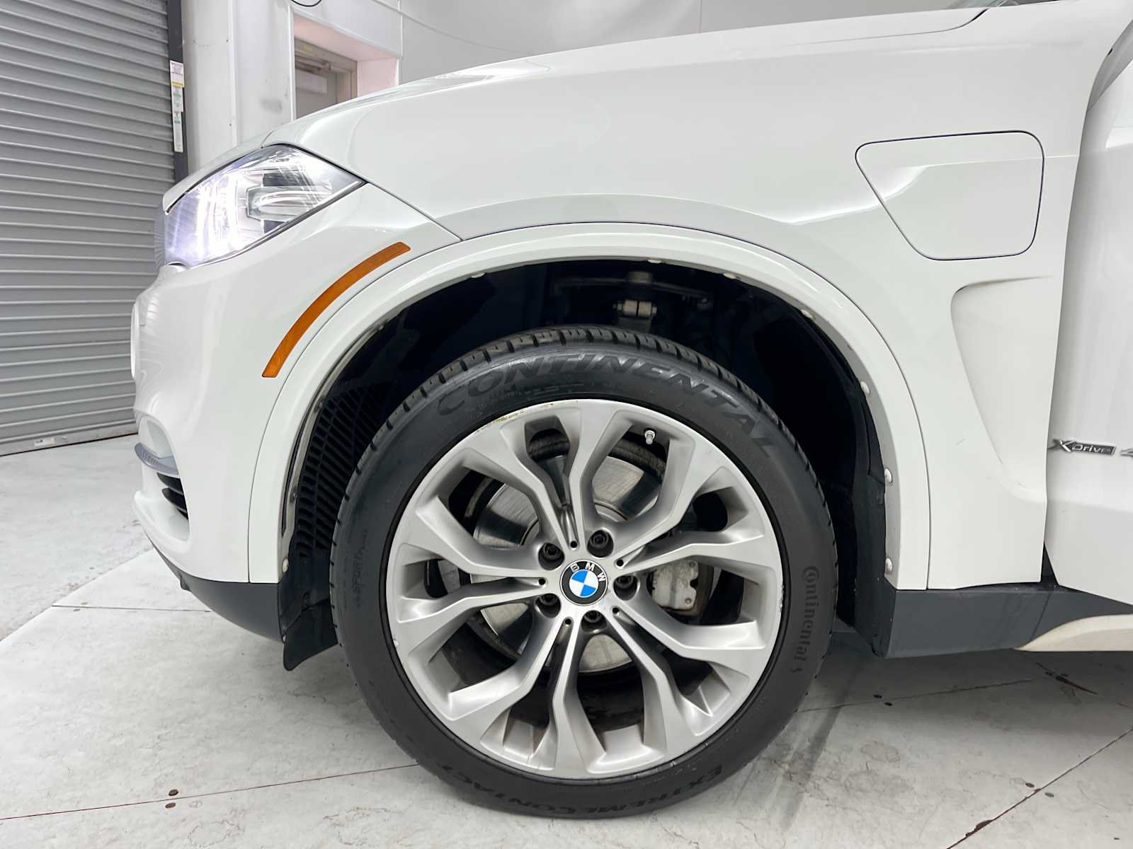Used 2017 BMW X5 xDrive40e AWD/4WD image 25