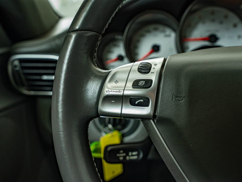 Used 2007 Porsche 911 Carrera S RWD image 32
