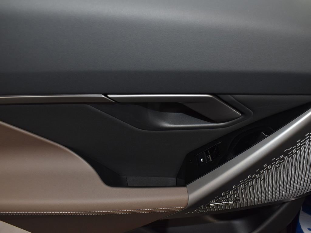 New 2026 BMW 530i w/ Premium Package image 14