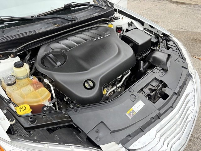 Used 2014 Chrysler 200 LX image 11