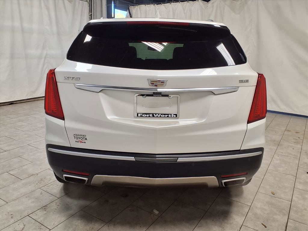 Used 2018 Cadillac XT5 Platinum w/ Driver Assist Package image 8