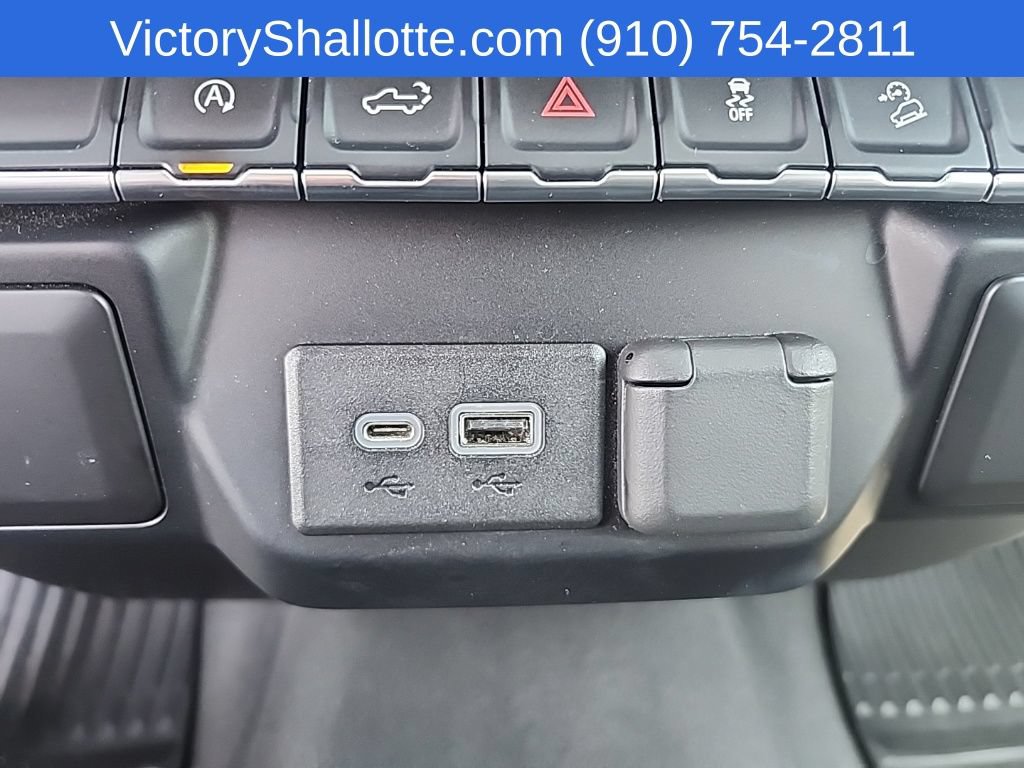 Used 2019 Chevrolet Silverado 1500 LT w/ All-Star Edition AWD/4WD image 7