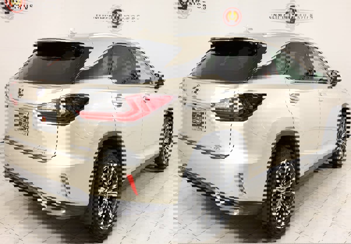 Used 2019 Lexus RX 450h AWD image 3