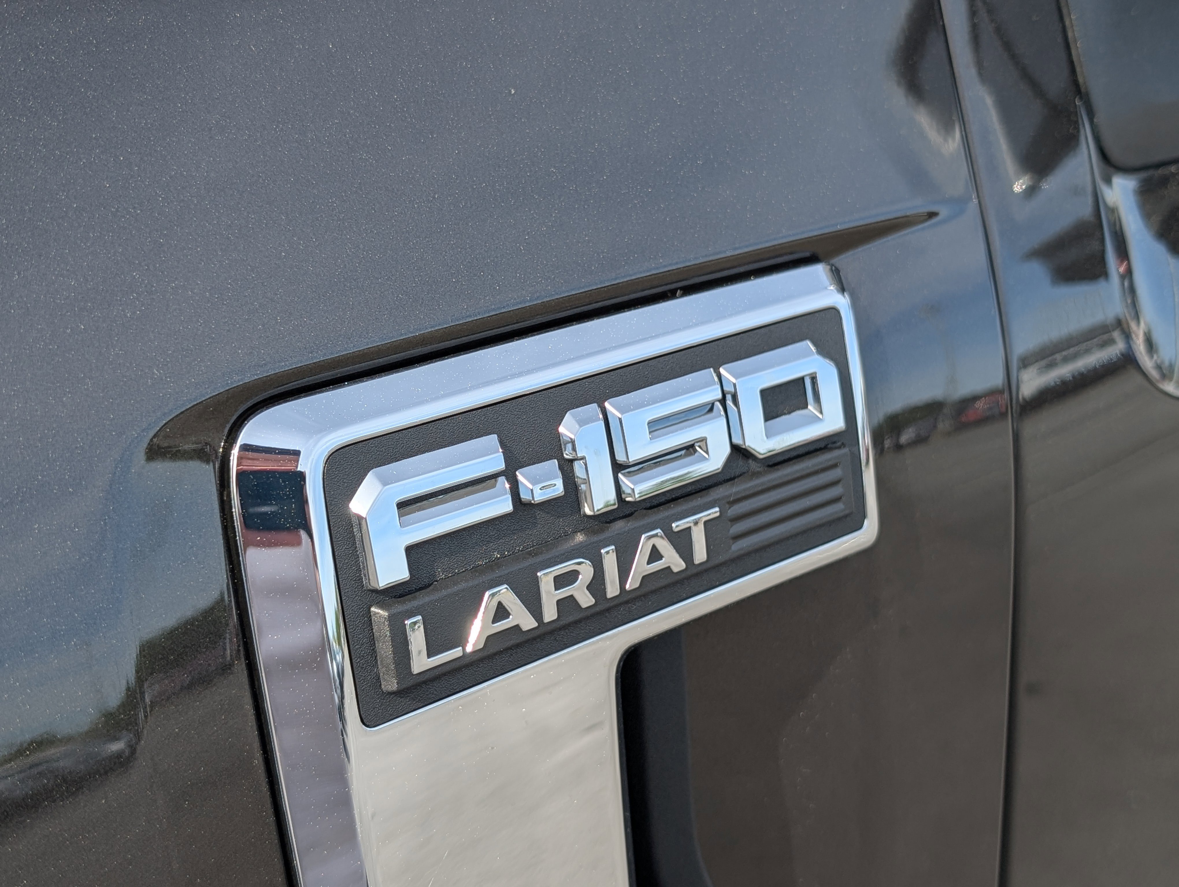 Used 2024 Ford F150 Lariat w/ Equipment Group 502A High image 10