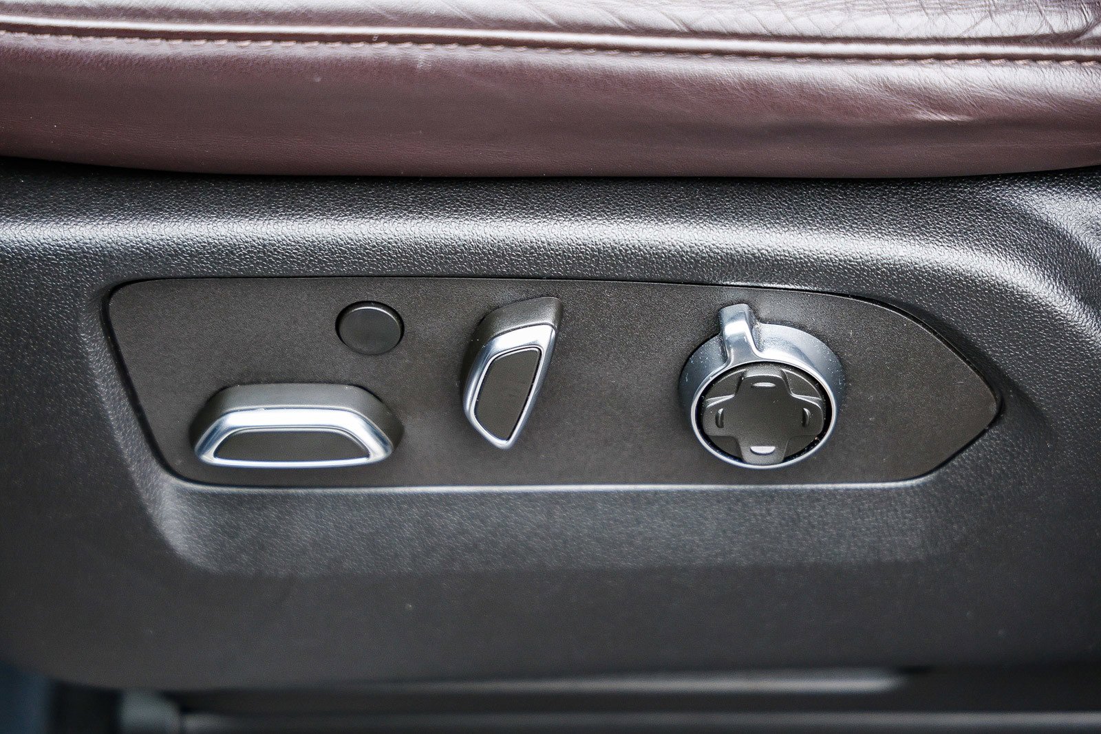 Used 2023 Cadillac Escalade V image 24