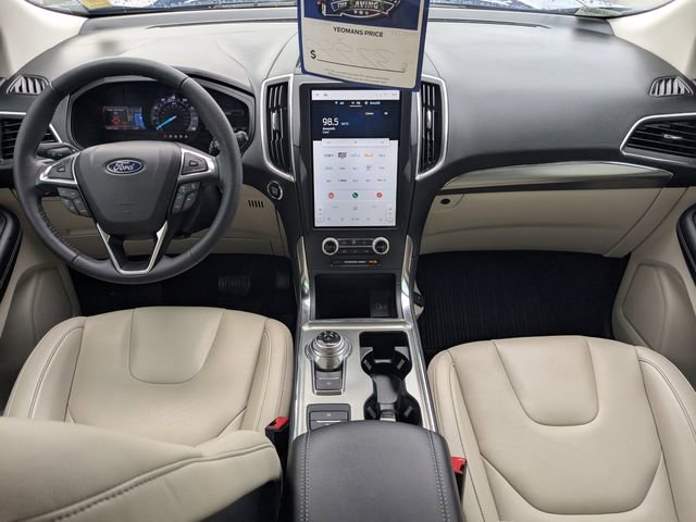 Certified 2022 Ford Edge Titanium AWD/4WD image 16