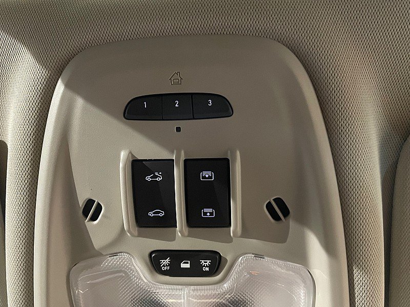 Used 2022 Buick Encore GX Essence w/ Advanced Technology Package AWD/4WD image 19