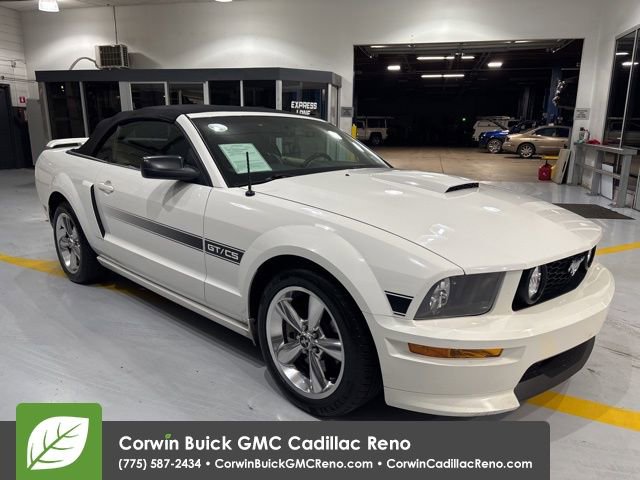 Used 2008 Ford Mustang GT Premium image 4