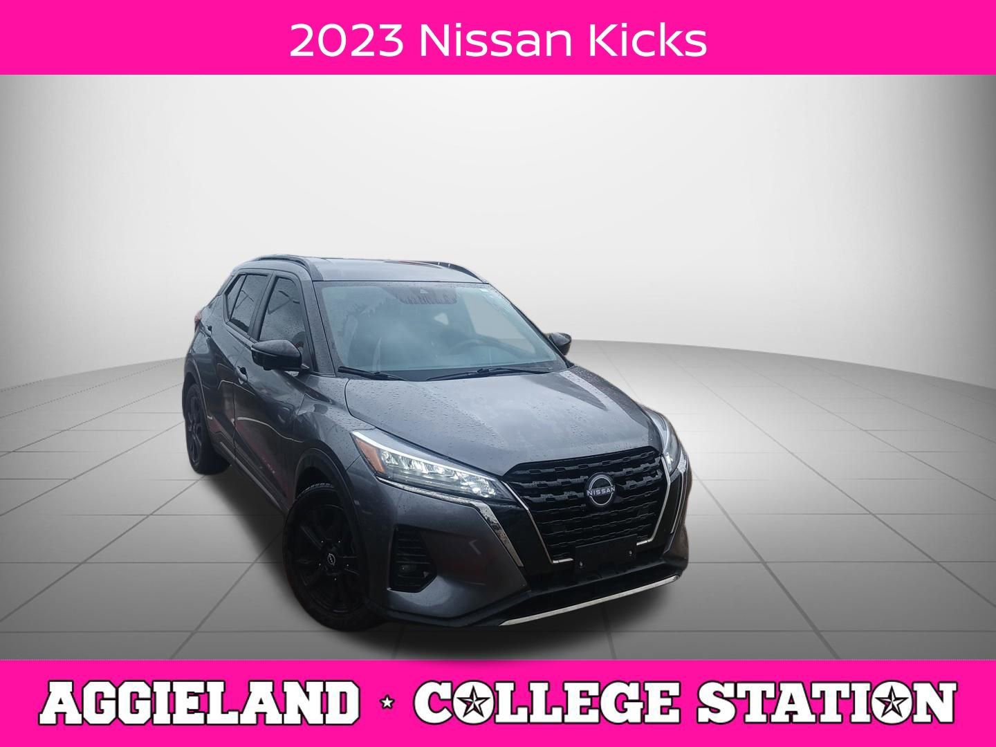 Used 2023 Nissan Kicks SR w/ SR Premium Package FWD image 1
