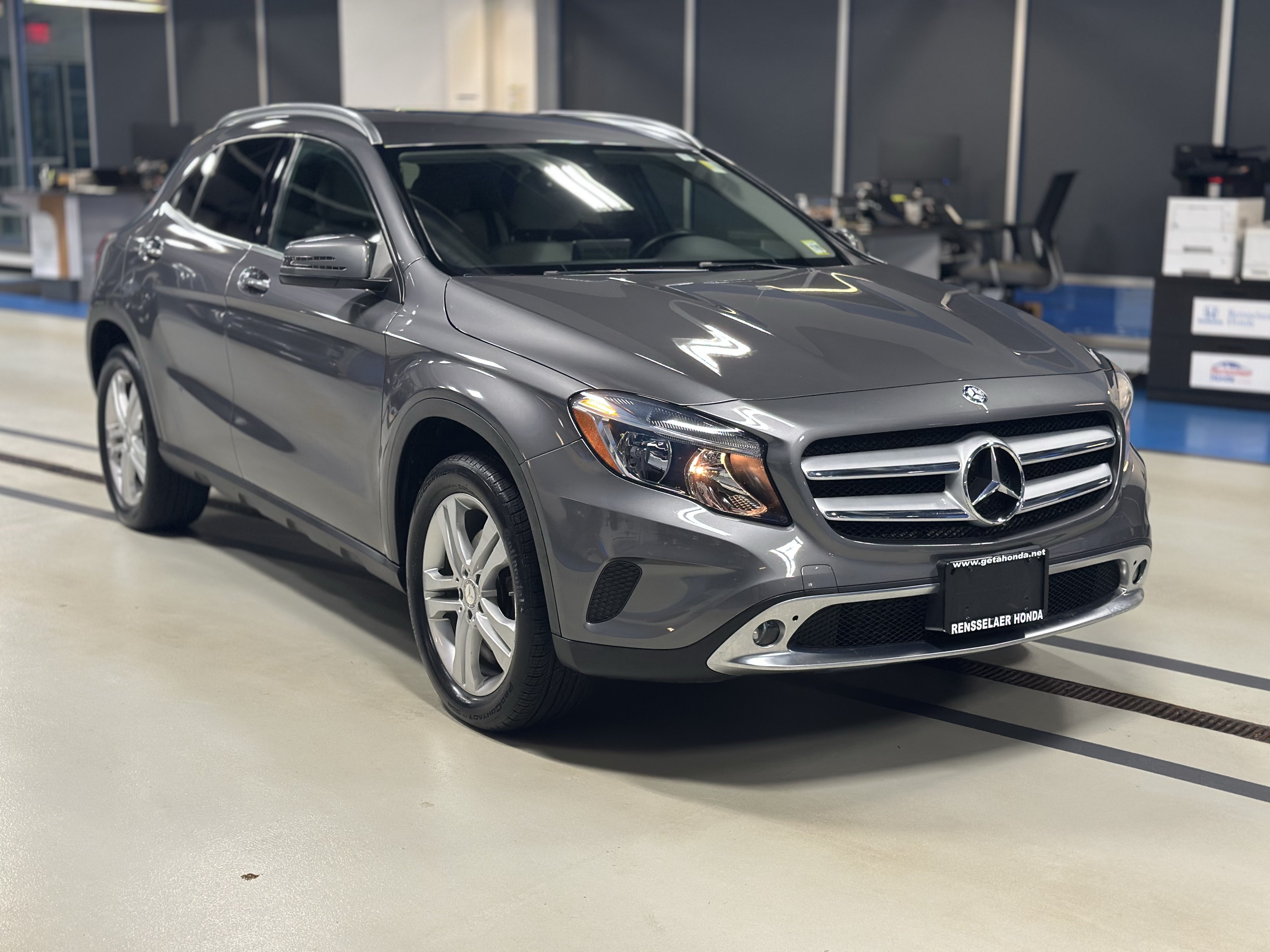 Used 2016 Mercedes-Benz GLA 250 4MATIC image 4