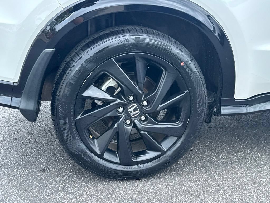 Certified 2022 Honda HR-V Sport image 9