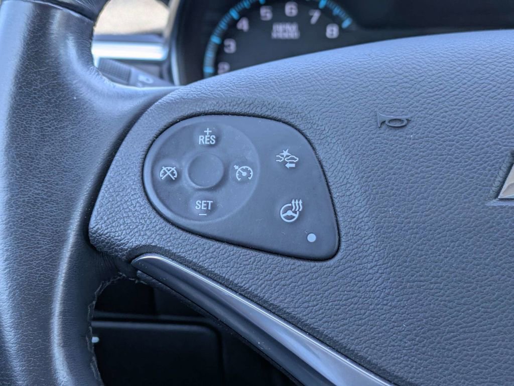 Used 2015 Chevrolet Impala LTZ FWD image 32