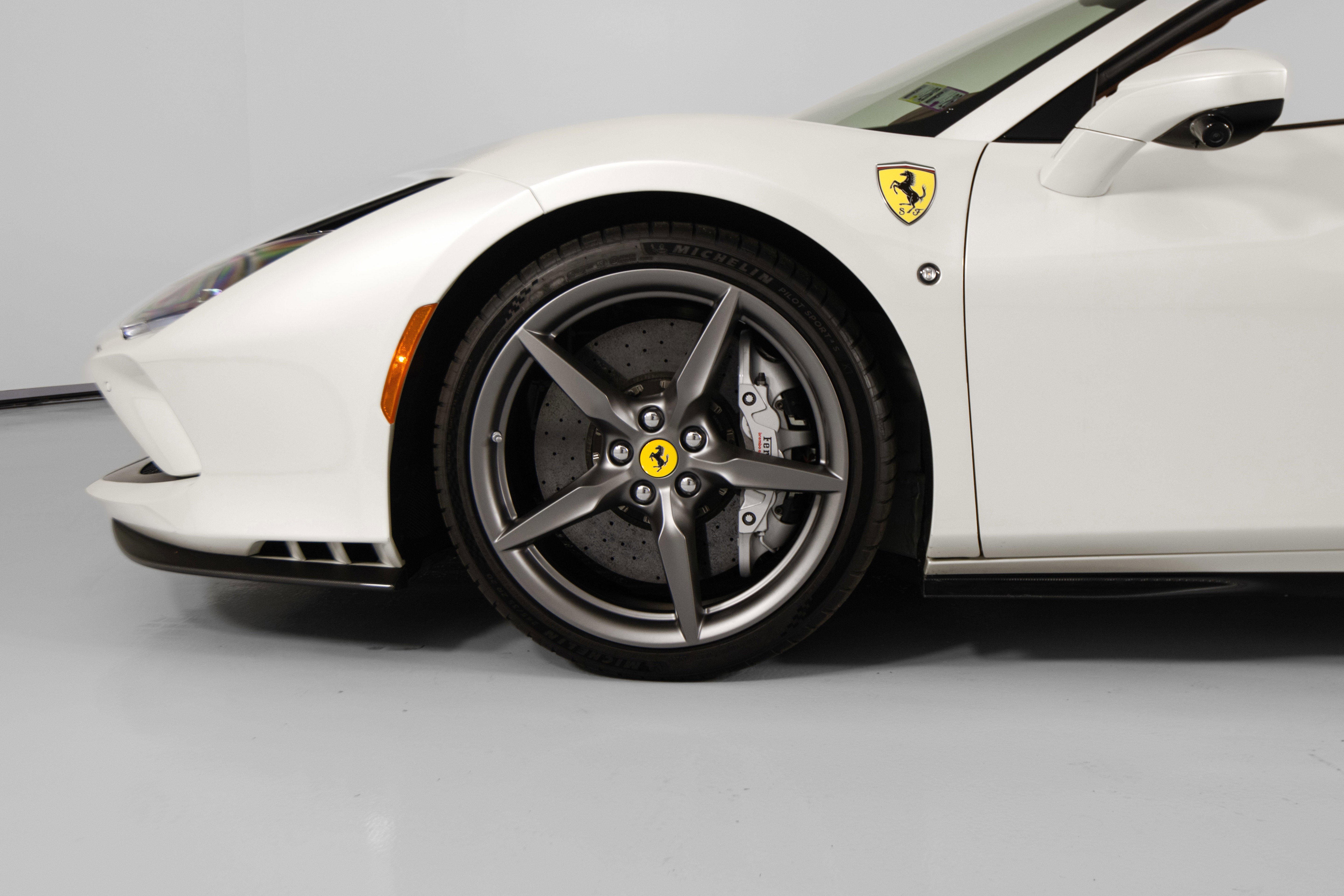 Certified 2022 Ferrari F8 Tributo image 10