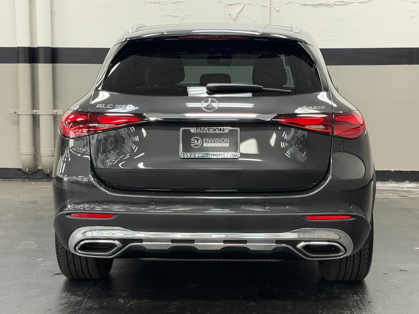 Used 2025 Mercedes-Benz GLC 350e 4MATIC image 11