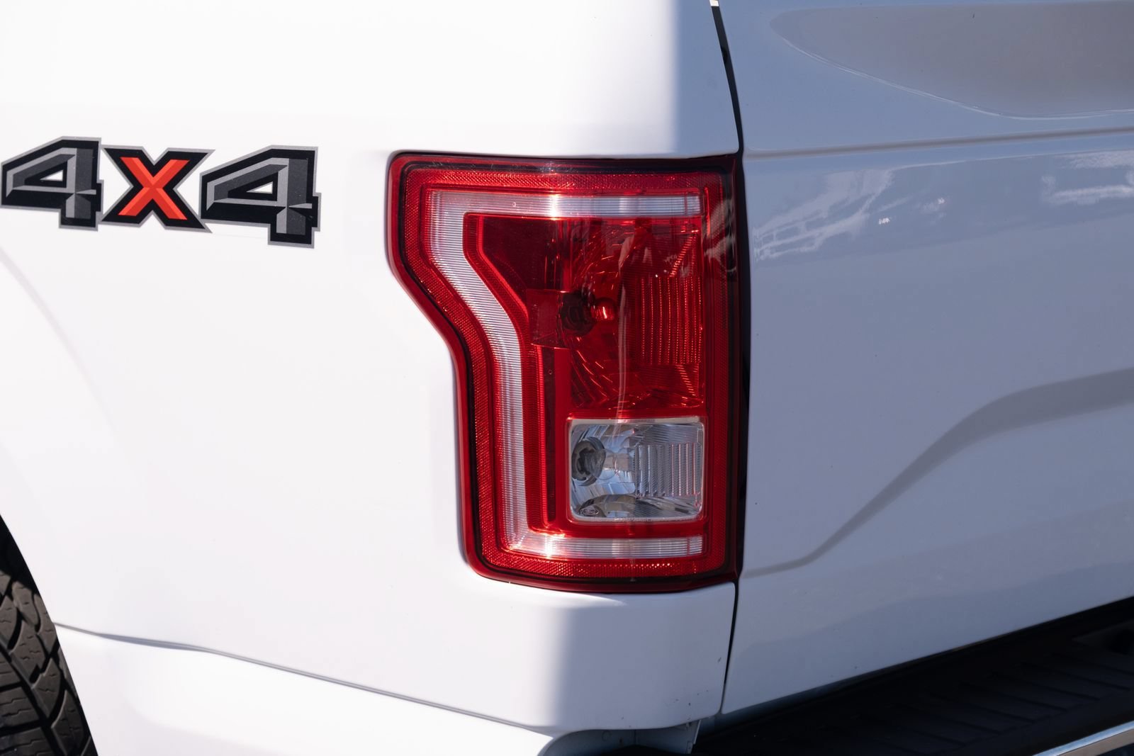 Used 2016 Ford F150 XLT AWD/4WD image 21