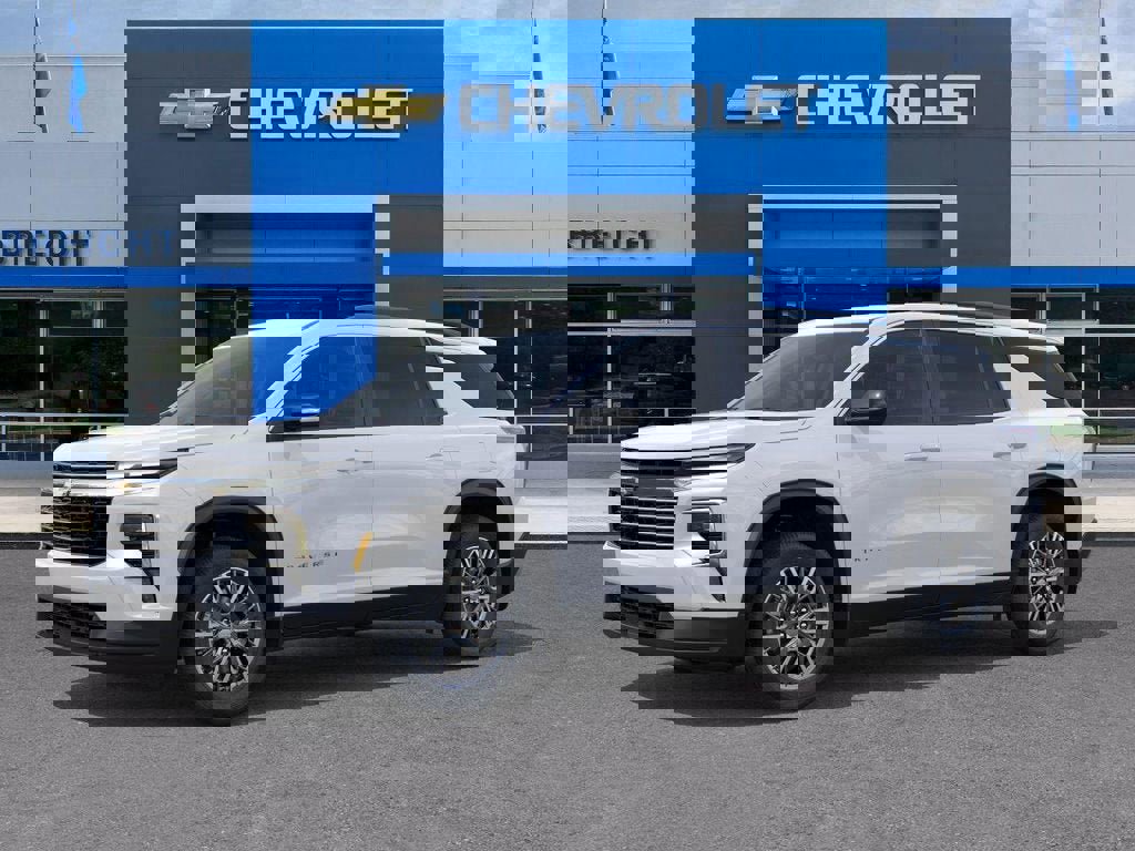 New 2026 Chevrolet Traverse LT w/ Driver Confidence Package image 2