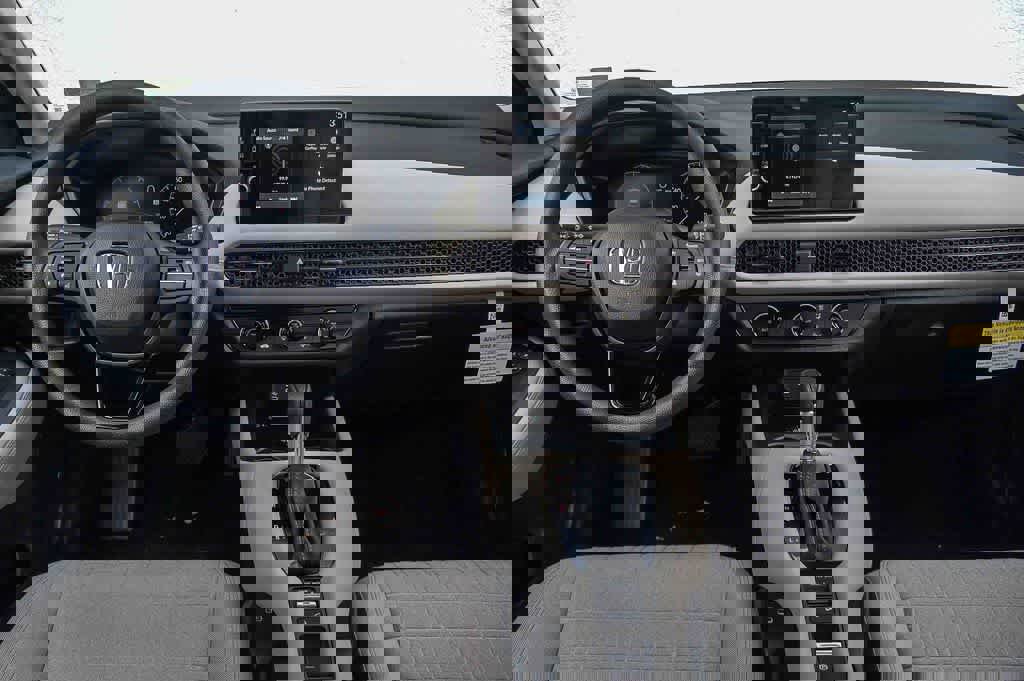 New 2026 Honda HR-V LX image 13