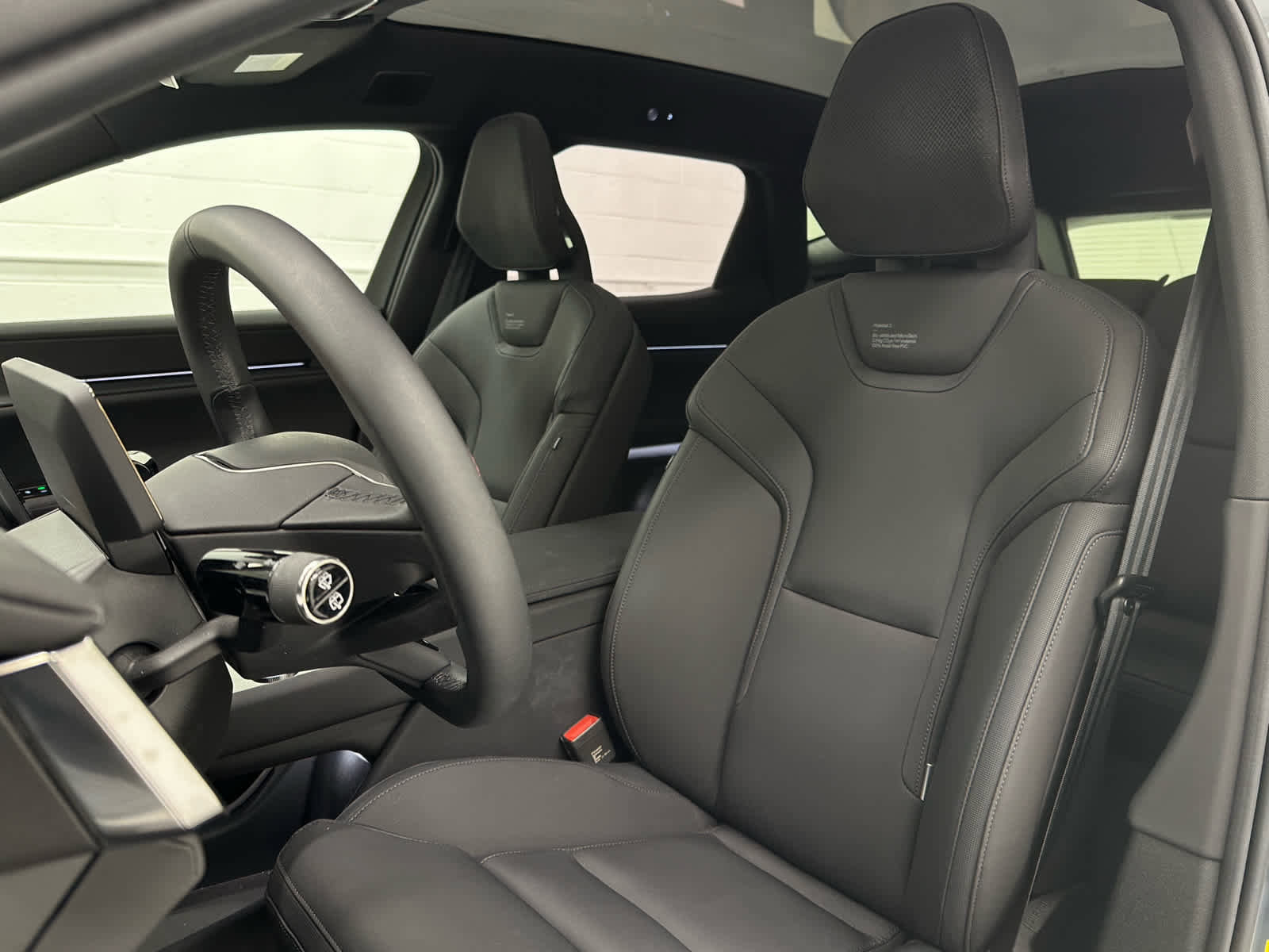 Used 2025 Polestar Polestar 3 image 13