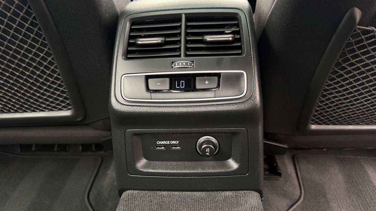 Used 2022 Audi A4 2.0T Premium Plus AWD/4WD image 38